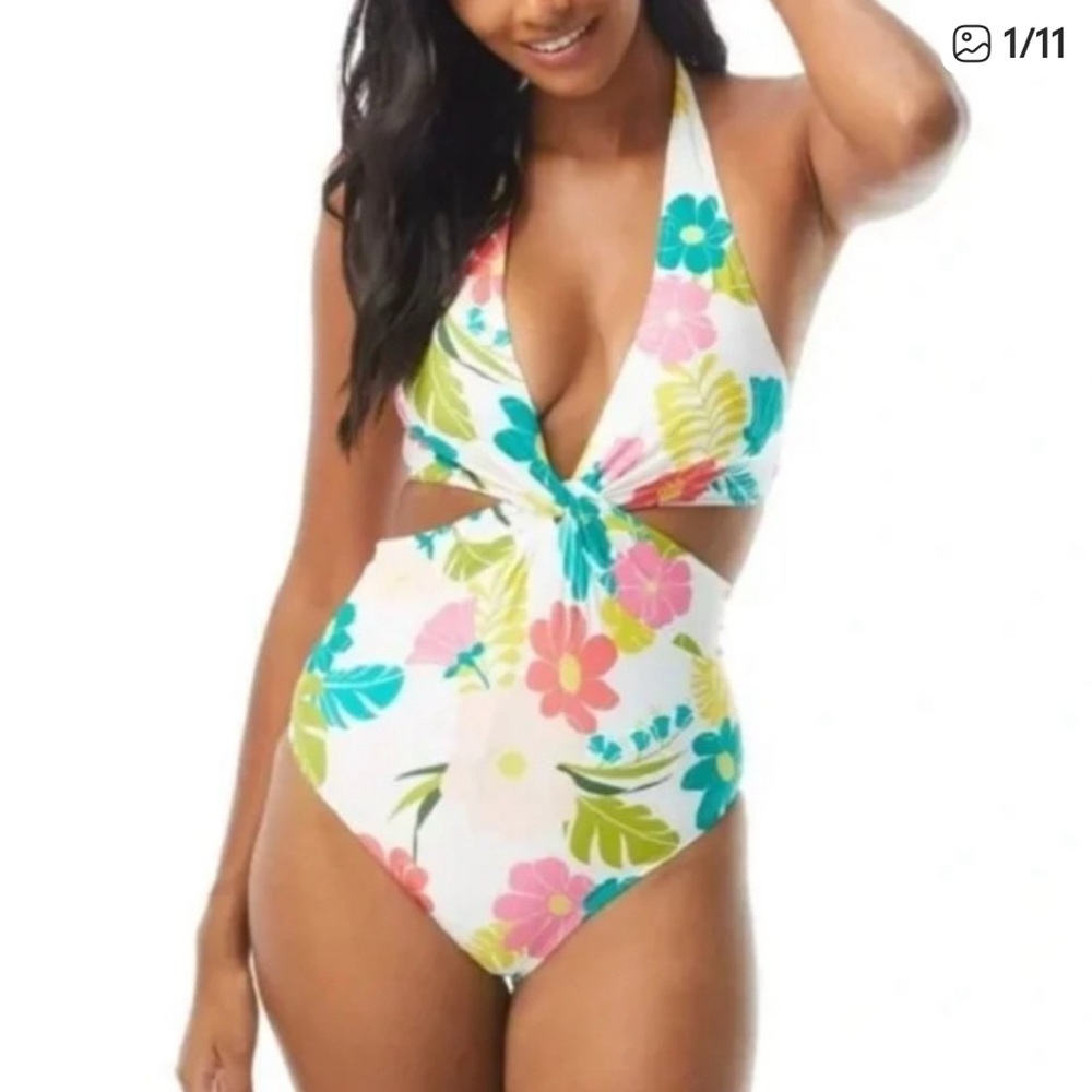 Kate Spade White and Pink Floral Bathsuit
